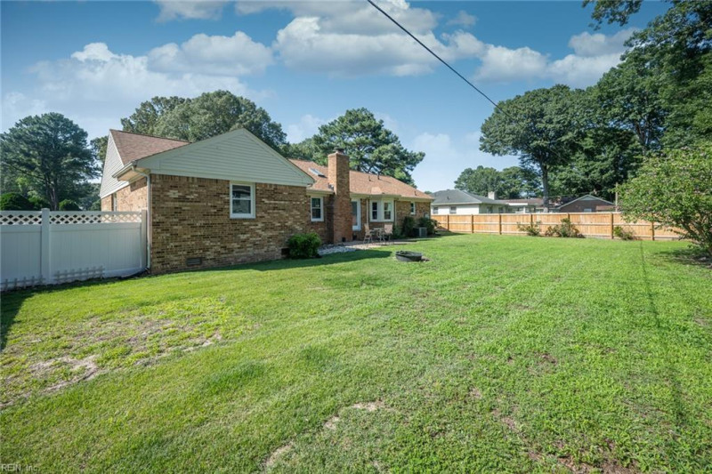 Photo 37 of 39 residential for sale in Chesapeake virginia Photo 37 of 39 residential for sale in Chesapeake virginia