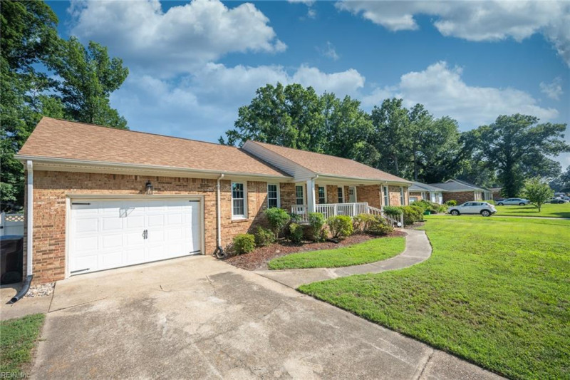 Photo 7 of 39 residential for sale in Chesapeake virginia Photo 7 of 39 residential for sale in Chesapeake virginia