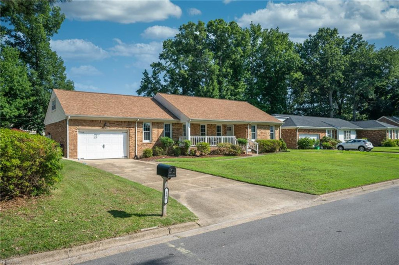 Photo 8 of 39 residential for sale in Chesapeake virginia Photo 8 of 39 residential for sale in Chesapeake virginia