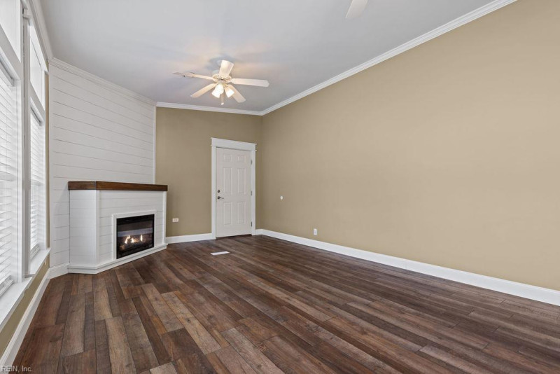 Photo 14 of 46 residential for sale in Southampton County virginia