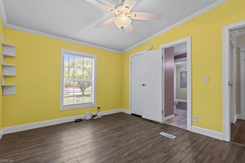 Photo 19 of 46 residential for sale in Southampton County virginia