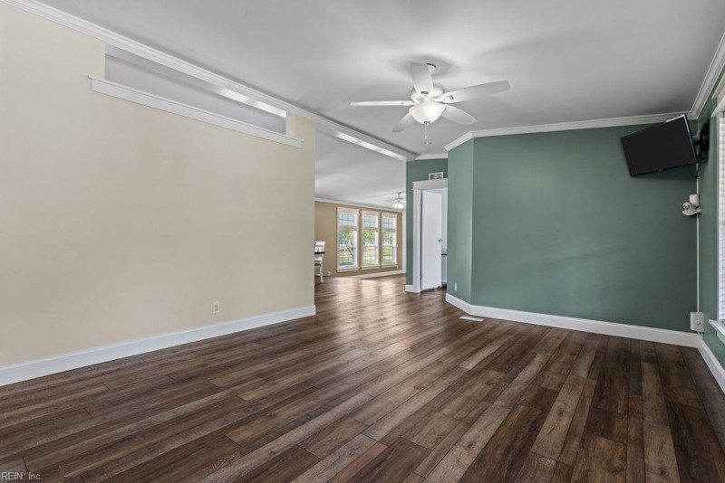 Photo 3 of 46 residential for sale in Southampton County virginia