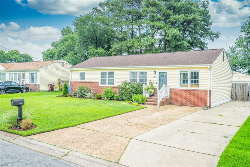 Photo 34 of 41 residential for sale in Chesapeake virginia