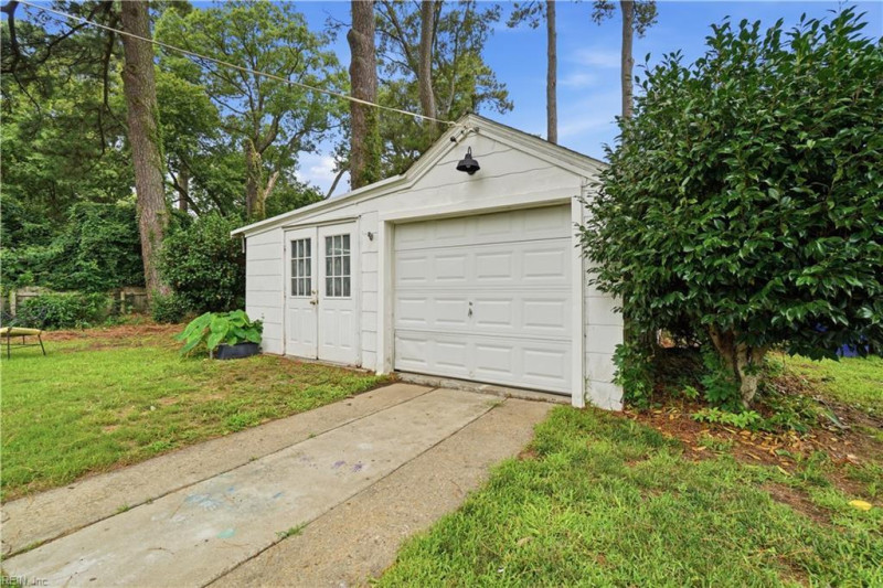 Photo 17 of 42 residential for sale in Norfolk virginia Photo 17 of 42 residential for sale in Norfolk virginia