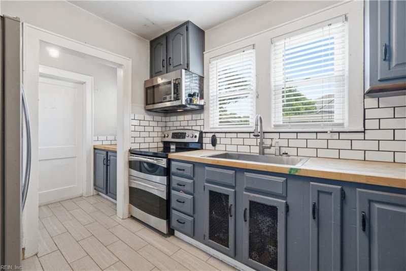 Photo 8 of 42 residential for sale in Norfolk virginia Photo 8 of 42 residential for sale in Norfolk virginia