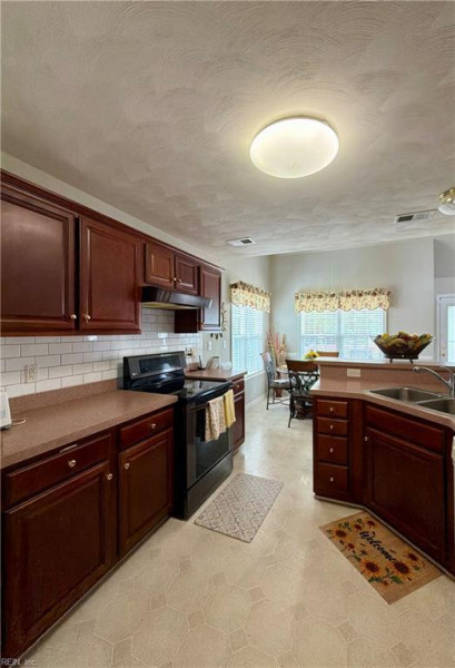 Photo 10 of 46 residential for sale in Suffolk virginia Photo 10 of 46 residential for sale in Suffolk virginia
