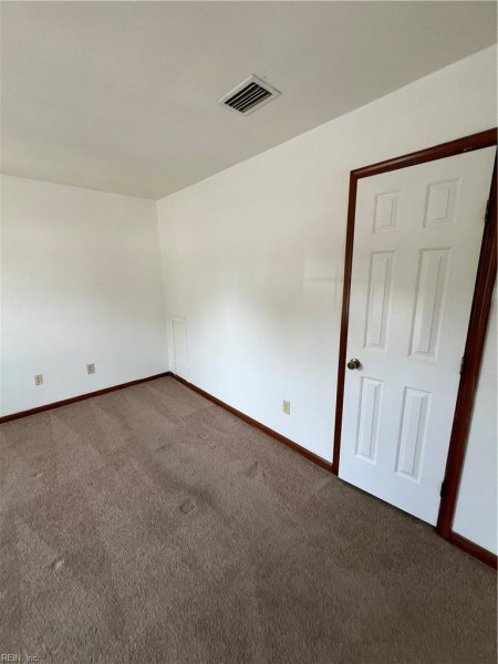 Photo 25 of 28 residential for sale in Chesapeake virginia