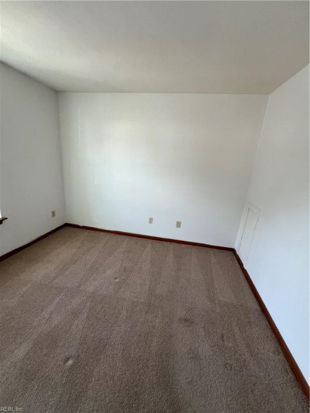 Photo 26 of 28 residential for sale in Chesapeake virginia