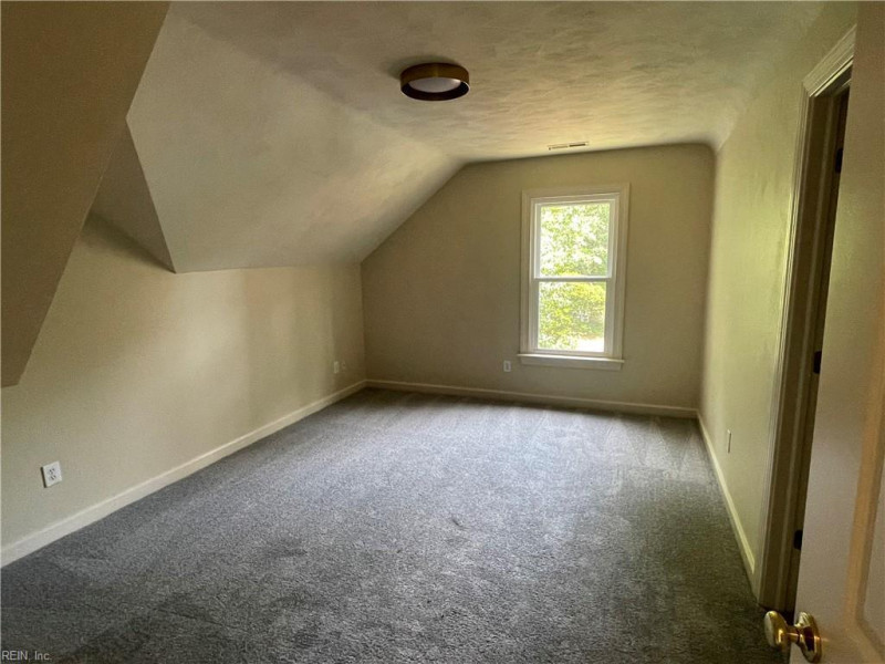 Photo 12 of 28 residential for sale in Chesapeake virginia Photo 12 of 28 residential for sale in Chesapeake virginia