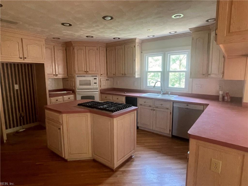 Photo 28 of 28 residential for sale in Chesapeake virginia Photo 28 of 28 residential for sale in Chesapeake virginia