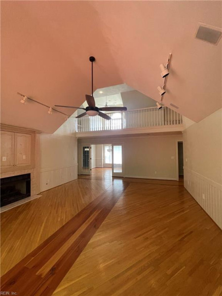 Photo 4 of 28 residential for sale in Chesapeake virginia Photo 4 of 28 residential for sale in Chesapeake virginia