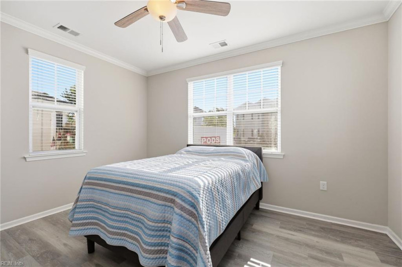 Photo 11 of 45 residential for sale in Virginia Beach virginia