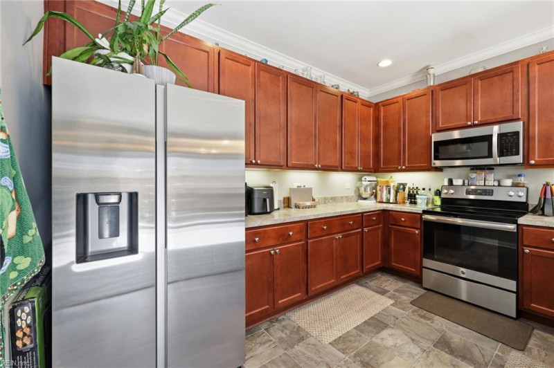 Photo 14 of 45 residential for sale in Virginia Beach virginia