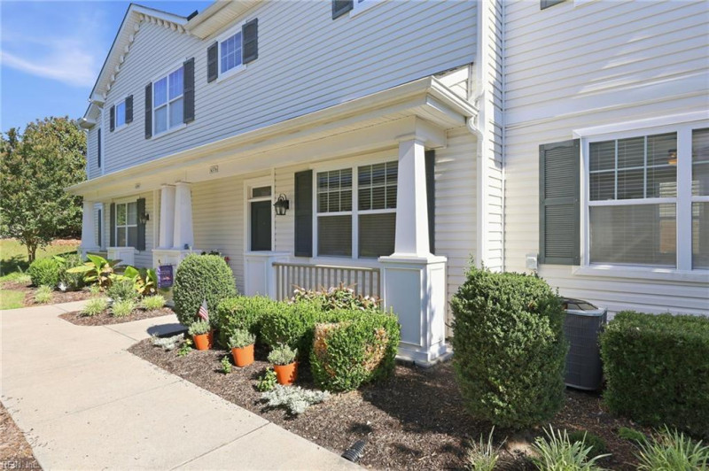 Photo 3 of 45 residential for sale in Virginia Beach virginia