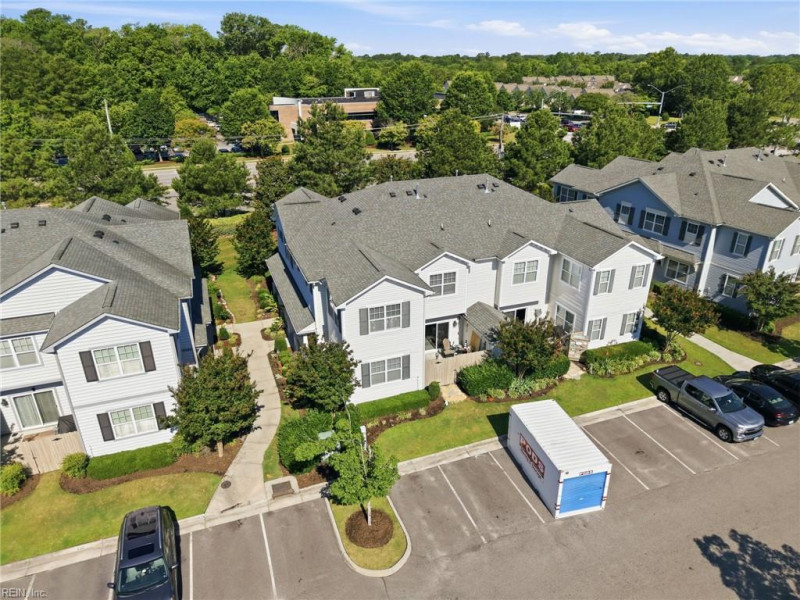 Photo 35 of 45 residential for sale in Virginia Beach virginia
