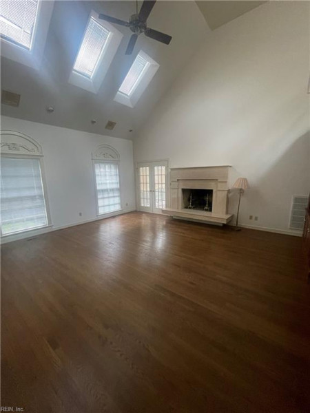 Photo 11 of 28 residential for sale in Norfolk virginia Photo 11 of 28 residential for sale in Norfolk virginia
