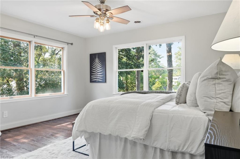 Photo 27 of 39 residential for sale in Norfolk virginia