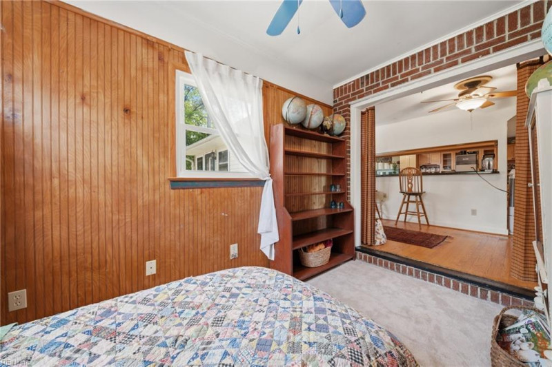 Photo 21 of 48 residential for sale in Chesapeake virginia