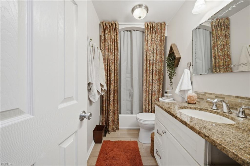 Photo 29 of 48 residential for sale in Chesapeake virginia