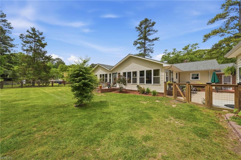 Photo 43 of 48 residential for sale in Chesapeake virginia