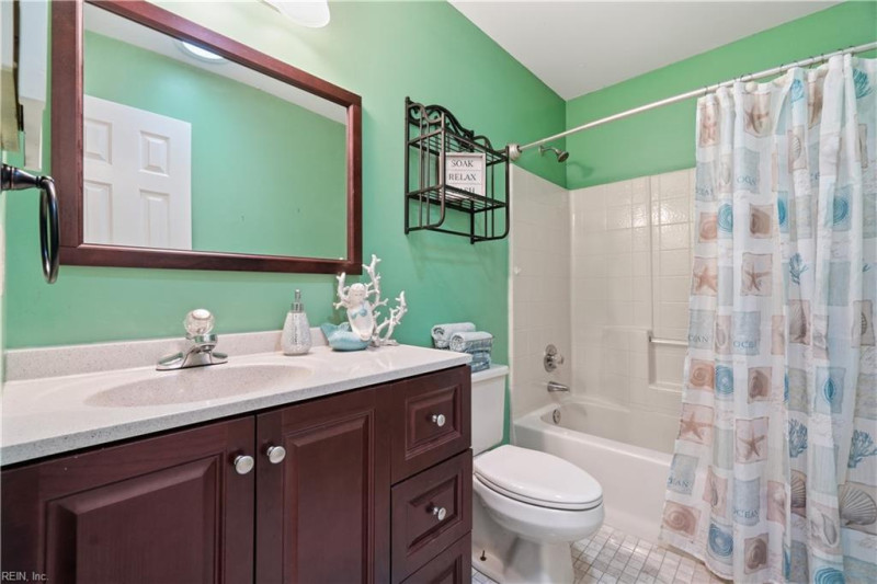 Photo 15 of 26 residential for sale in Virginia Beach virginia