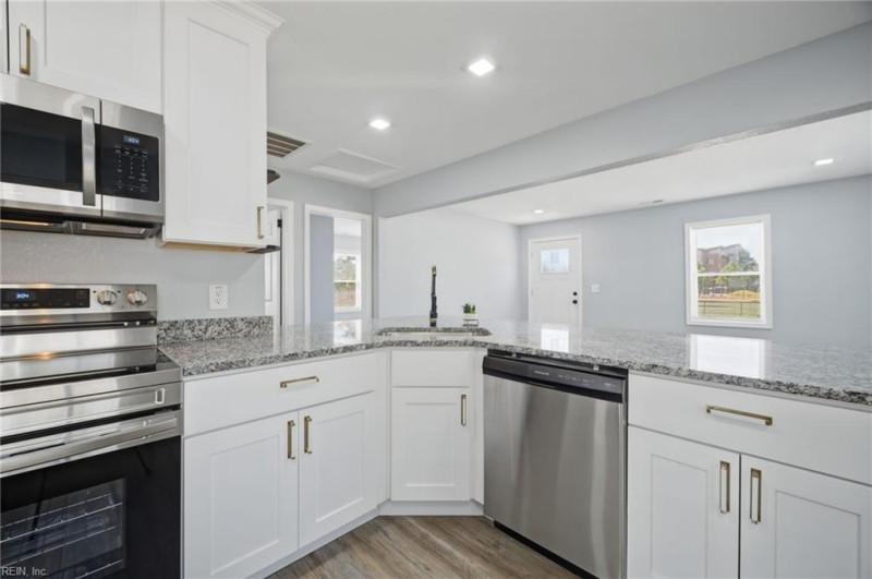 Photo 10 of 50 residential for sale in Newport News virginia