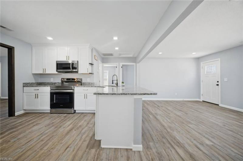 Photo 11 of 50 residential for sale in Newport News virginia