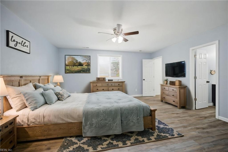 Photo 13 of 50 residential for sale in Newport News virginia