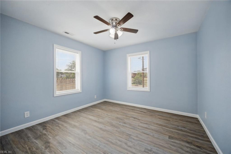Photo 16 of 50 residential for sale in Newport News virginia