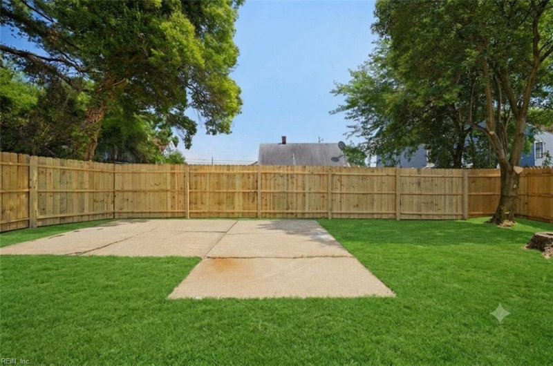 Photo 26 of 50 residential for sale in Newport News virginia