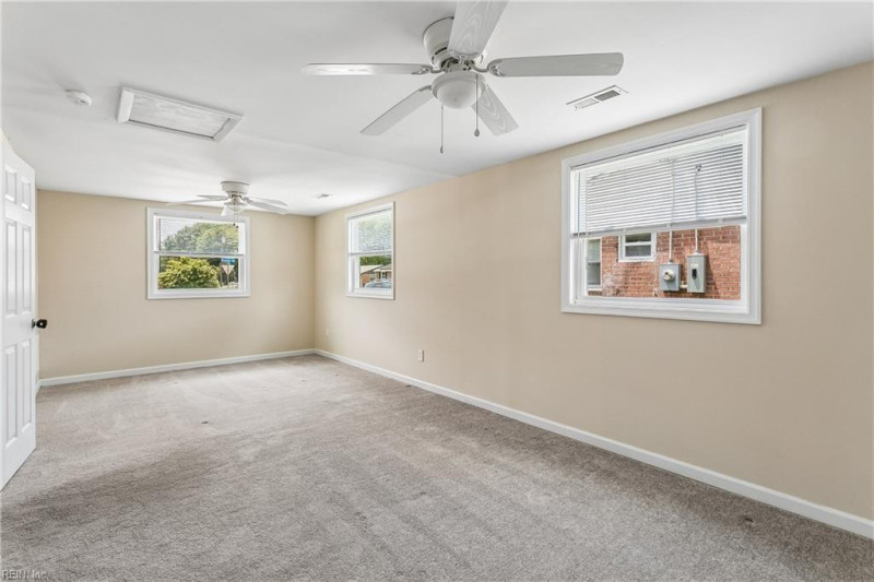 Photo 26 of 41 residential for sale in Hampton virginia