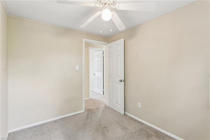 Photo 31 of 41 residential for sale in Hampton virginia