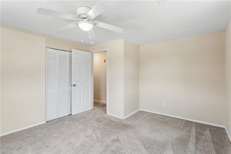 Photo 34 of 41 residential for sale in Hampton virginia