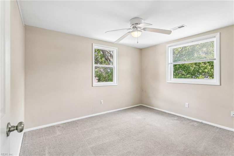 Photo 35 of 41 residential for sale in Hampton virginia