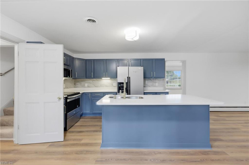 Photo 13 of 44 residential for sale in Portsmouth virginia
