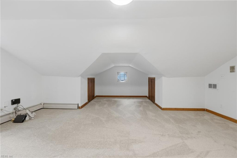 Photo 40 of 44 residential for sale in Portsmouth virginia