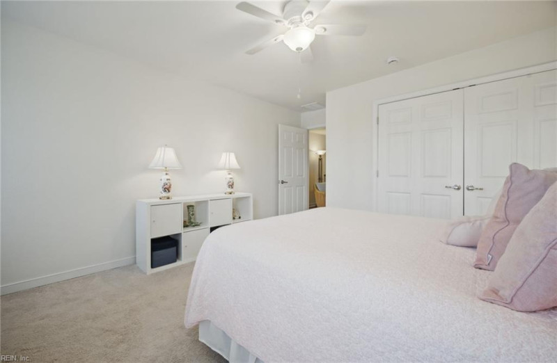 Photo 17 of 50 residential for sale in Chesapeake virginia Photo 17 of 50 residential for sale in Chesapeake virginia