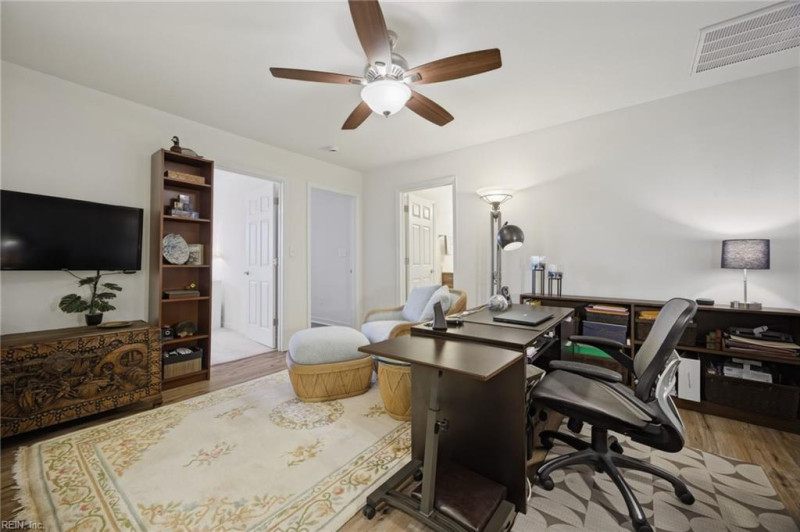 Photo 19 of 50 residential for sale in Chesapeake virginia Photo 19 of 50 residential for sale in Chesapeake virginia