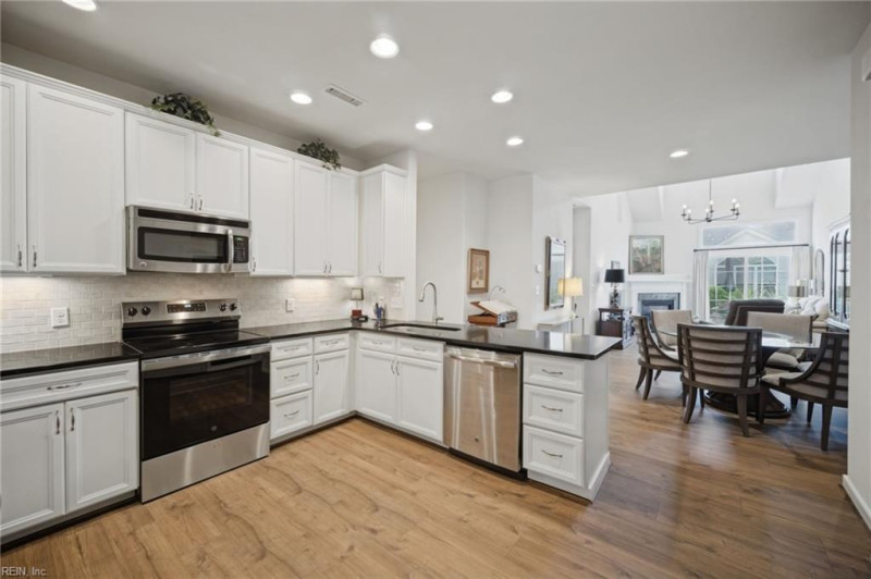 Photo 3 of 50 residential for sale in Chesapeake virginia Photo 3 of 50 residential for sale in Chesapeake virginia