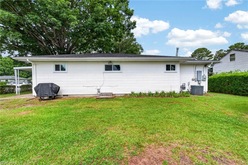 Photo 20 of 24 residential for sale in Chesapeake virginia