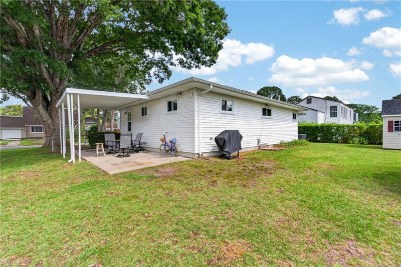 Photo 21 of 24 residential for sale in Chesapeake virginia