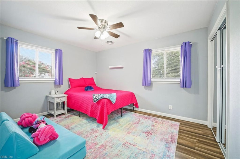 Photo 24 of 49 residential for sale in Chesapeake virginia