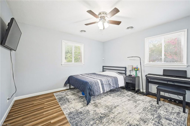 Photo 26 of 49 residential for sale in Chesapeake virginia
