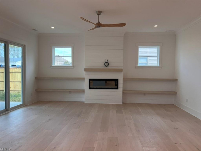 Photo 3 of 44 residential for sale in Virginia Beach virginia Photo 3 of 44 residential for sale in Virginia Beach virginia