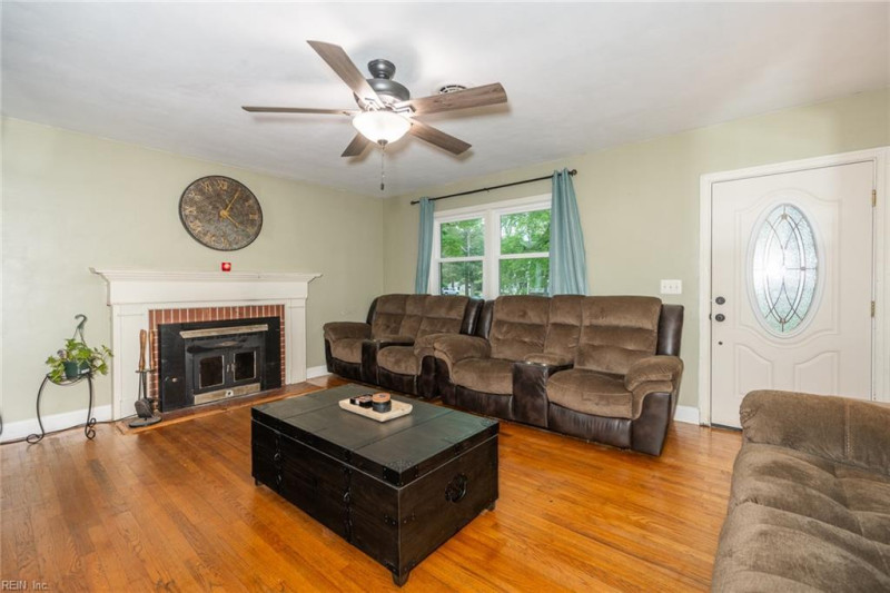 Photo 7 of 43 residential for sale in Suffolk virginia Photo 7 of 43 residential for sale in Suffolk virginia