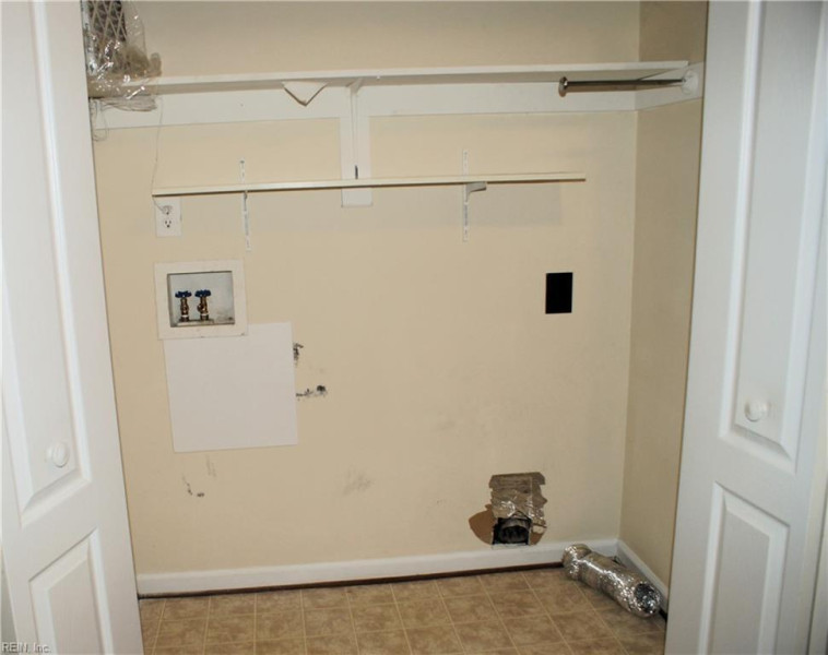 Photo 17 of 22 residential for sale in Chesapeake virginia Photo 17 of 22 residential for sale in Chesapeake virginia