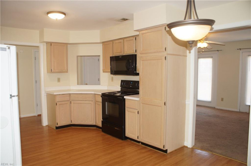 Photo 3 of 22 residential for sale in Chesapeake virginia Photo 3 of 22 residential for sale in Chesapeake virginia