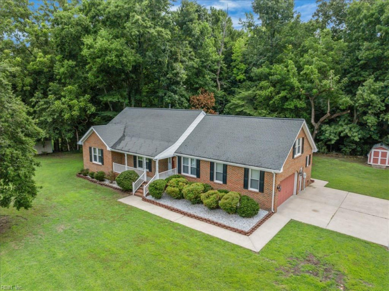 Photo 12 of 50 residential for sale in Isle of Wight County virginia Photo 12 of 50 residential for sale in Isle of Wight County virginia