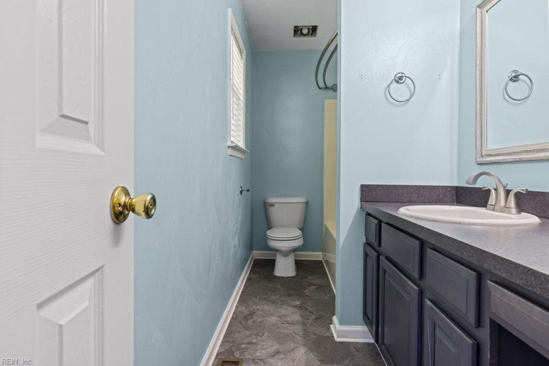 Photo 18 of 30 residential for sale in Southampton County virginia