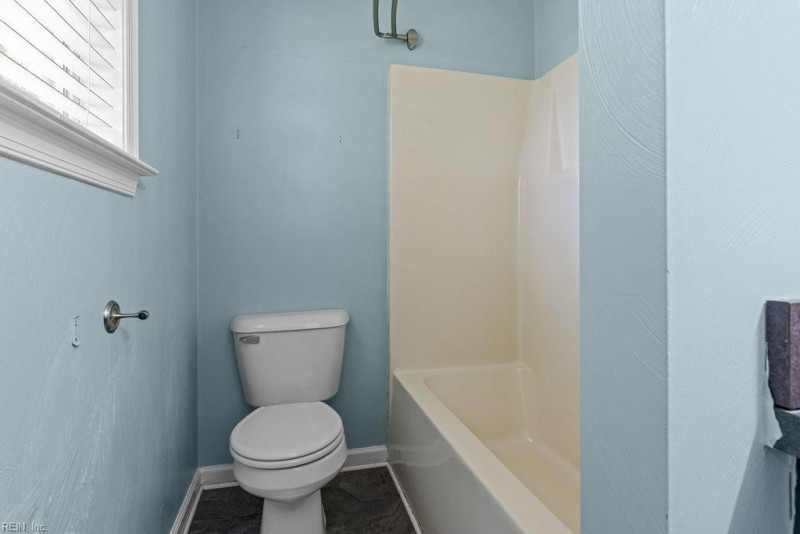 Photo 19 of 30 residential for sale in Southampton County virginia